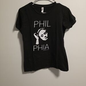 Philadelphia Bella Graphic Tee